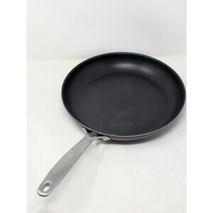 OXO 12-inch Non-Stick Skillet Frying Pan Dishwasher Safe-Good Condition